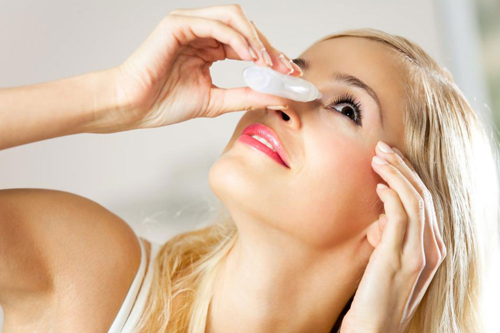 5 Products That Help Naturally Treat Dry Eyes